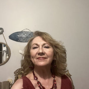 Meet your Posher, Regina